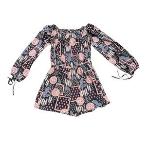 Women’s Black, brown, and earth colored skort by papaya size medium